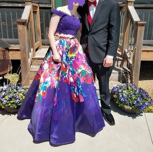 Prom Dress - Sz 2 Ellie Wilde Mon Cheri